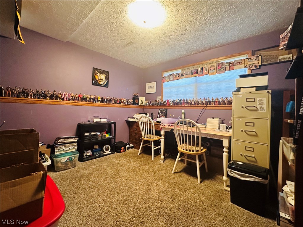 Merlos Golden Park - Residential