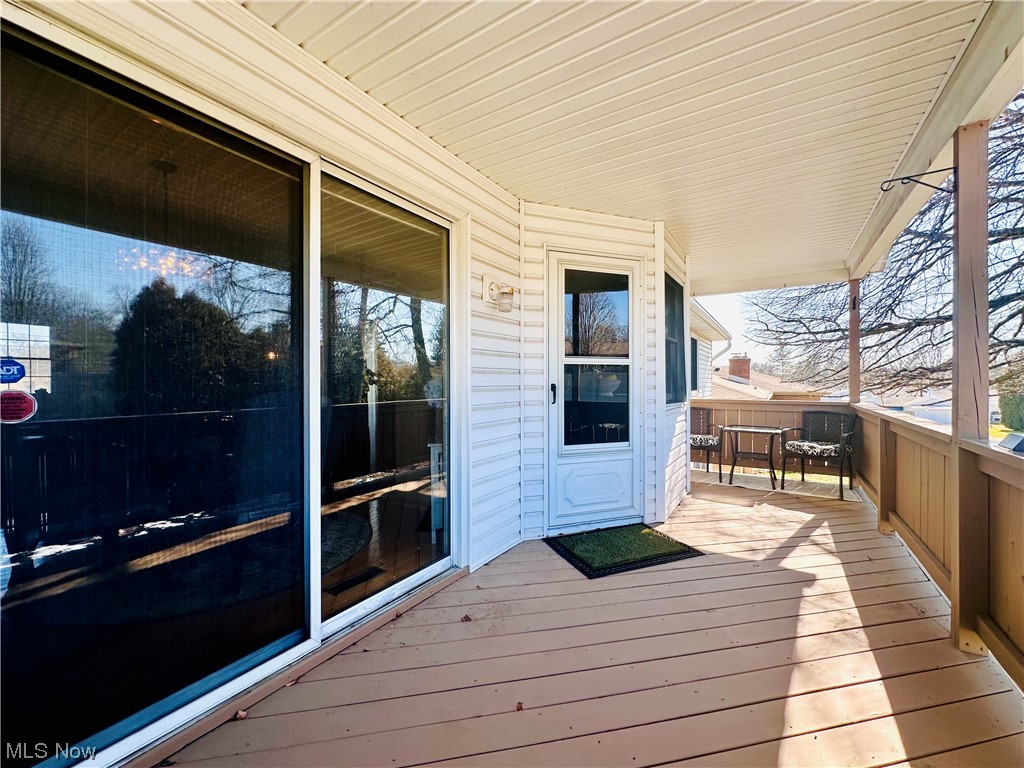 Merlos Golden Park - Residential