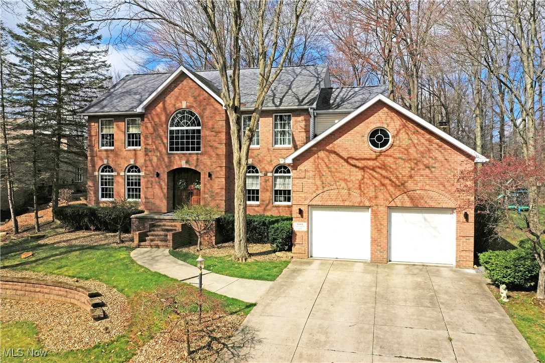 2248 Crestmont Drive, Girard, Ohio image 5