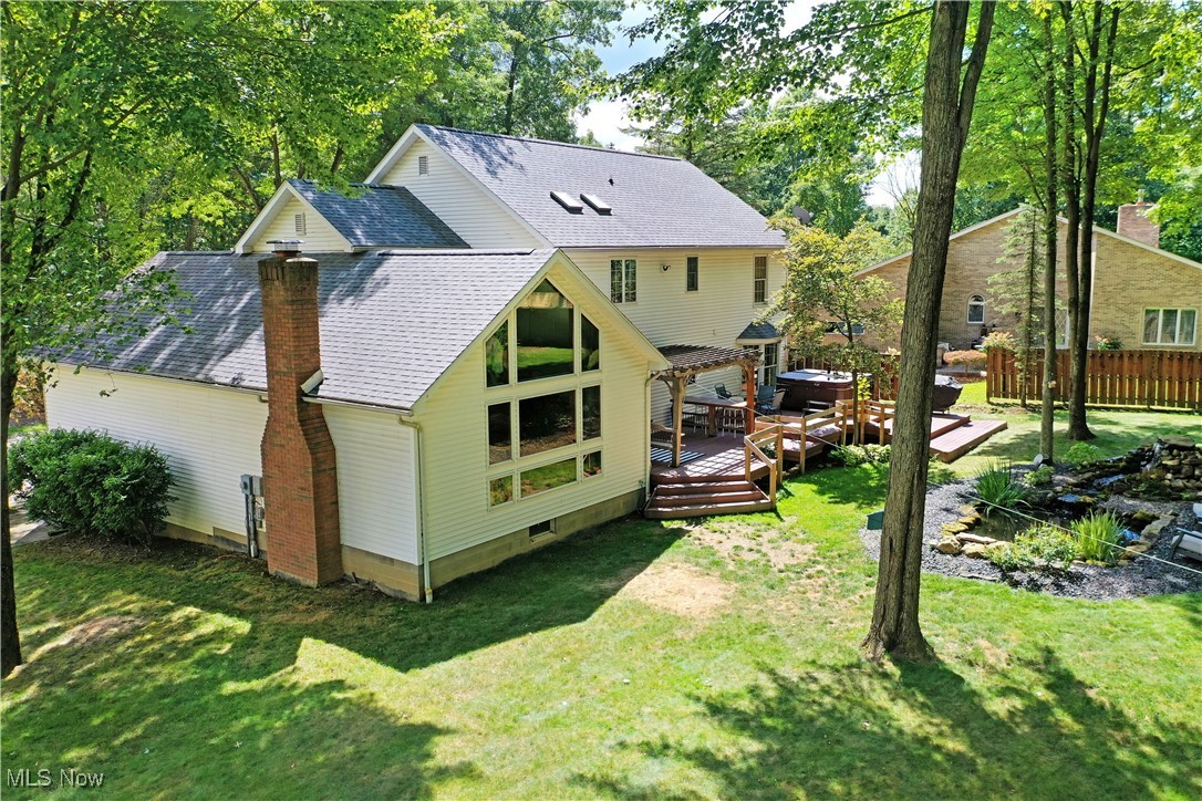 2248 Crestmont Drive, Girard, Ohio image 47