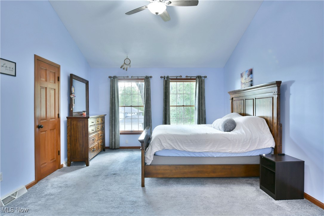 2248 Crestmont Drive, Girard, Ohio image 27