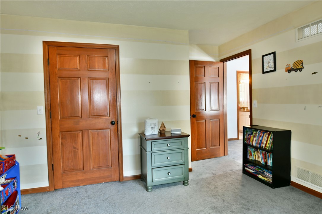 2248 Crestmont Drive, Girard, Ohio image 35