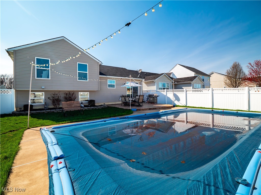 6581 Majestic Drive, North Ridgeville, Ohio image 3