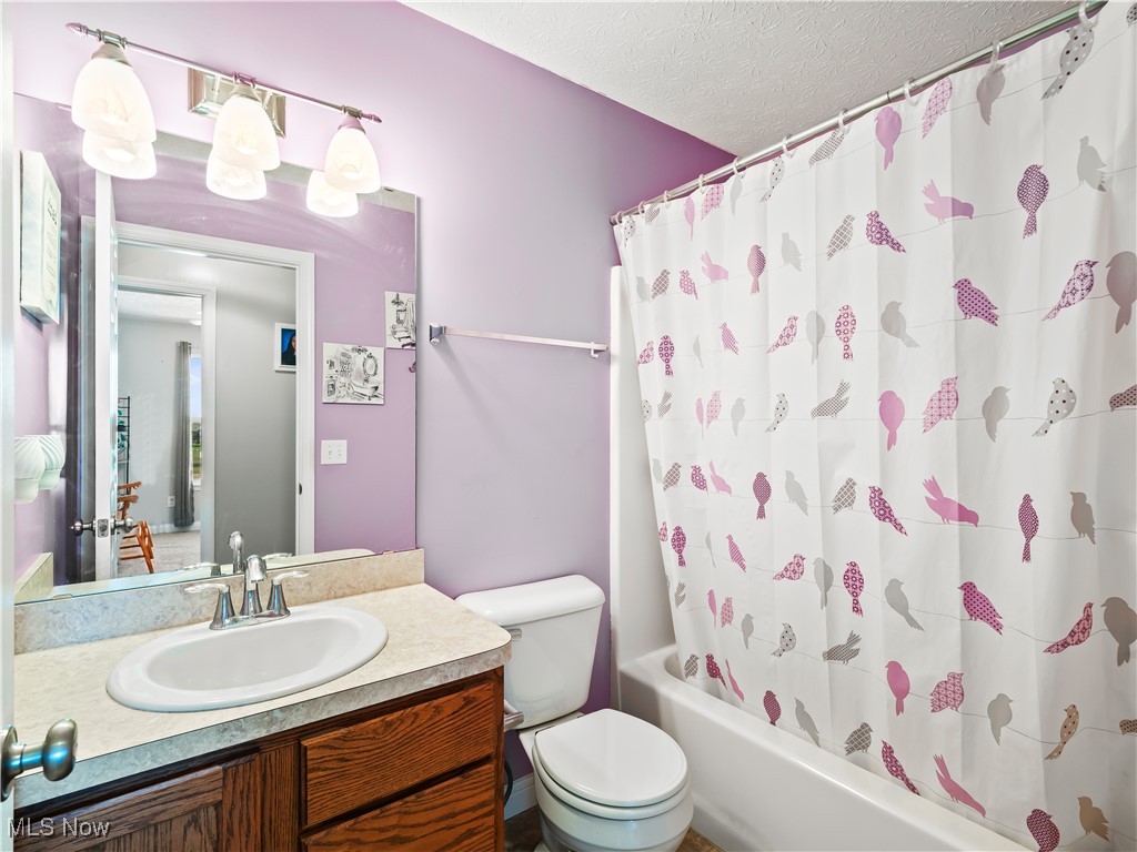 6581 Majestic Drive, North Ridgeville, Ohio image 24
