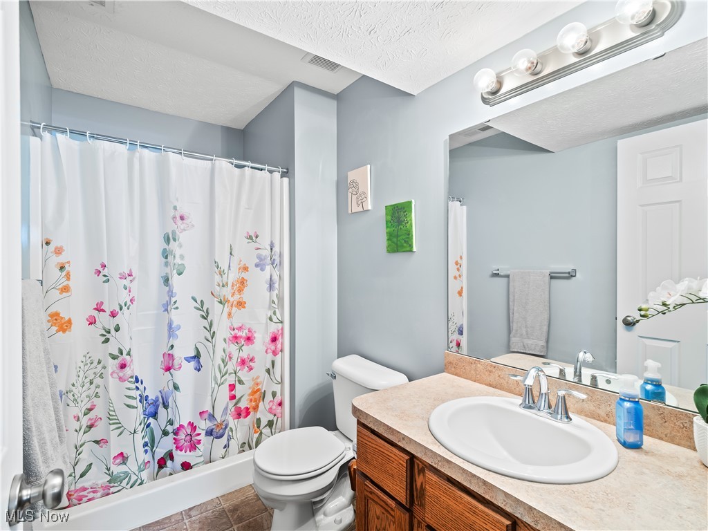 6581 Majestic Drive, North Ridgeville, Ohio image 18