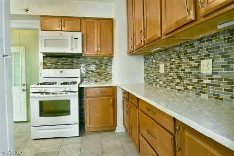 Tiny photo for 275 Glendola Avenue NW, Warren, OH 44483 (MLS # 5256949)