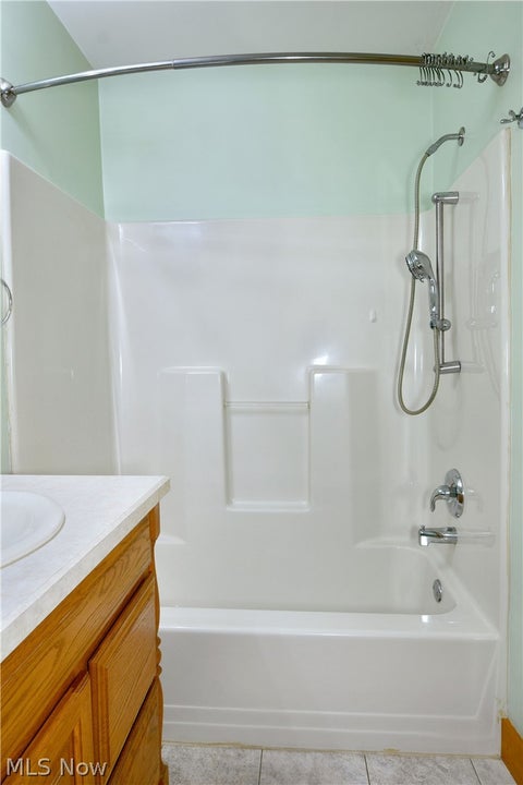 Tiny photo for 275 Glendola Avenue NW, Warren, OH 44483 (MLS # 5256949)