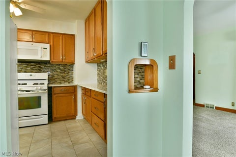 Tiny photo for 275 Glendola Avenue NW, Warren, OH 44483 (MLS # 5256949)