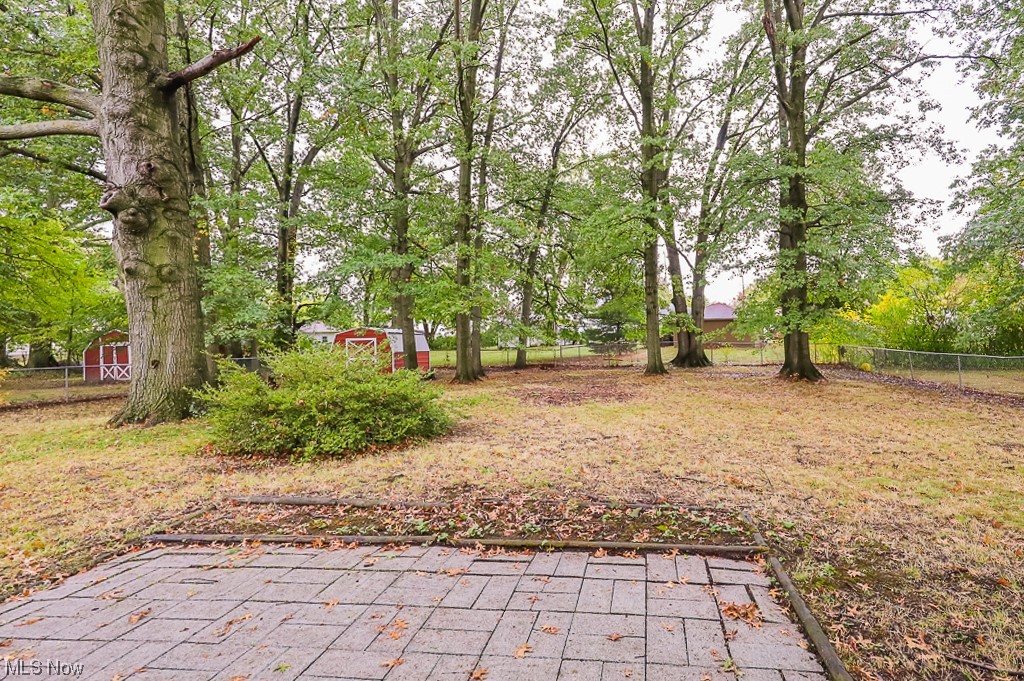 Landy L Eavensons - Residential