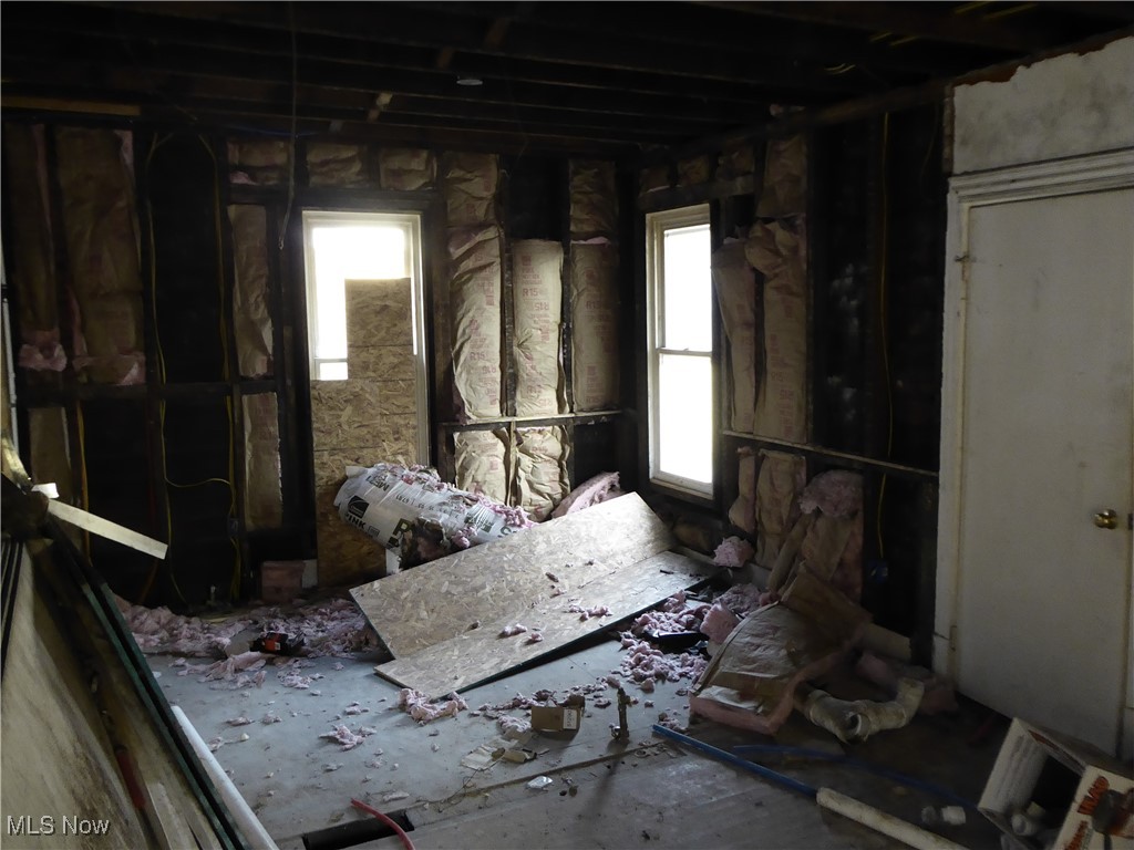 Detroit Shoreway (Battery Park) - Residential Income