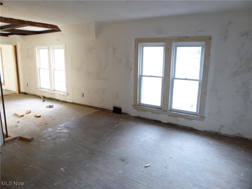 Detroit Shoreway (Battery Park) - Residential Income