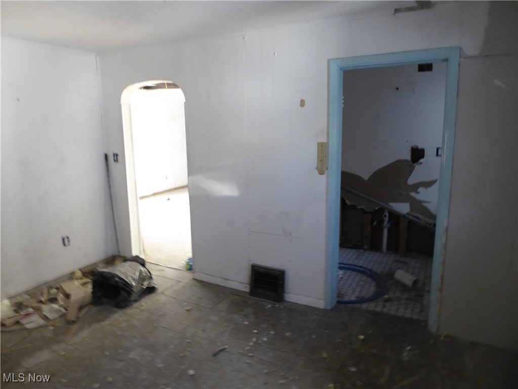 Detroit Shoreway (Battery Park) - Residential Income