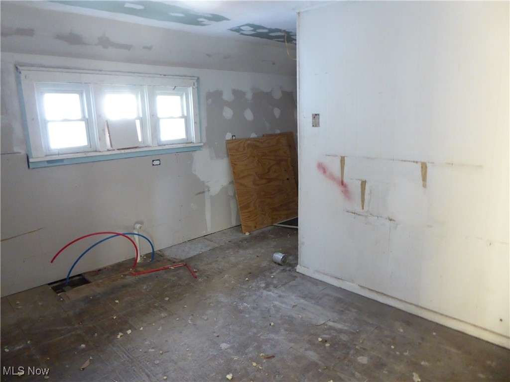 Detroit Shoreway (Battery Park) - Residential Income