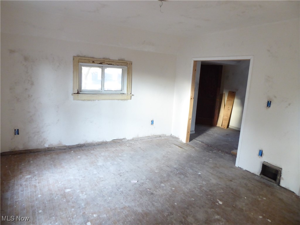 Detroit Shoreway (Battery Park) - Residential Income