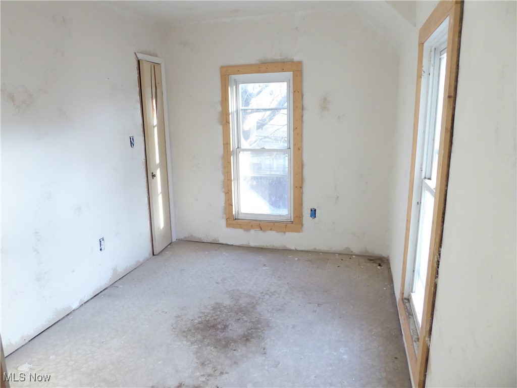 Detroit Shoreway (Battery Park) - Residential Income