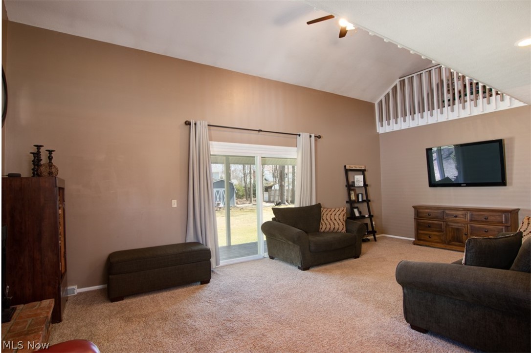 Hallworth Manor Estates 01 - Residential