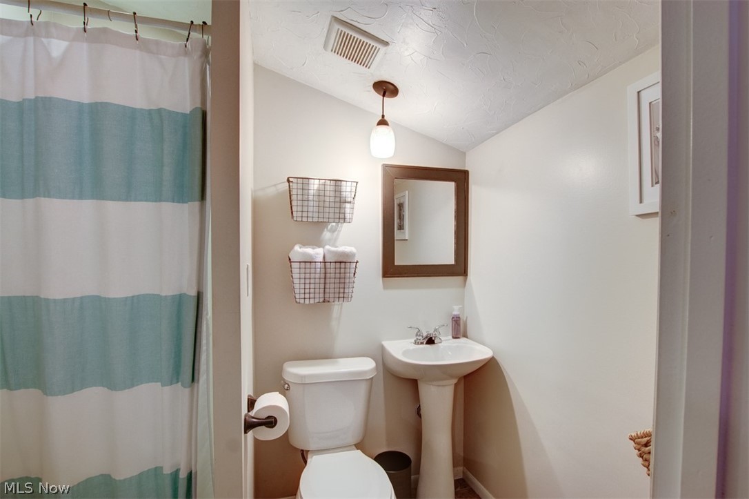 Hallworth Manor Estates 01 - Residential