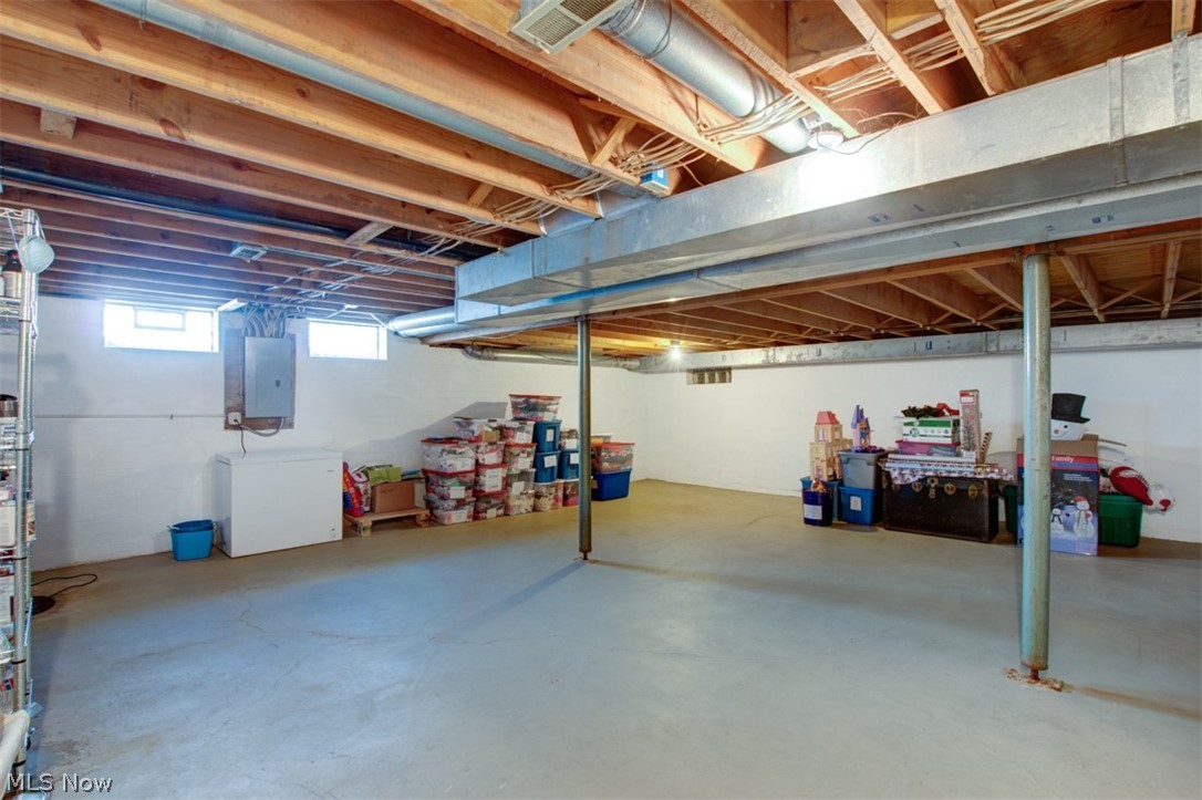 Hallworth Manor Estates 01 - Residential