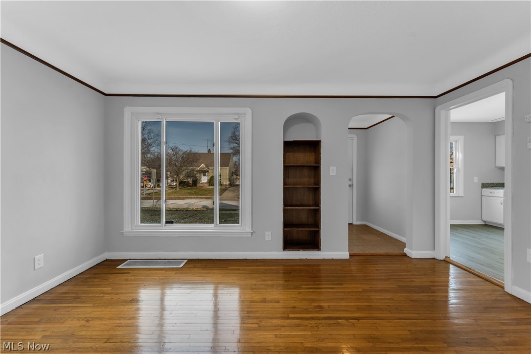 Tuxedo Heights - Residential Lease