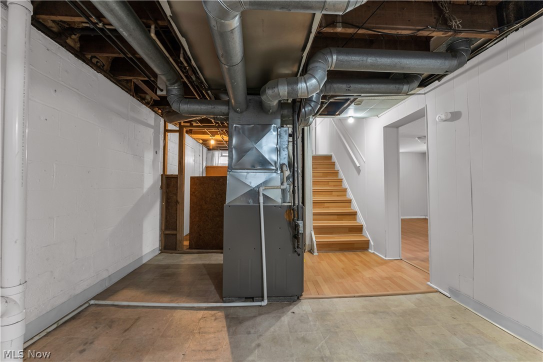 Tuxedo Heights - Residential Lease