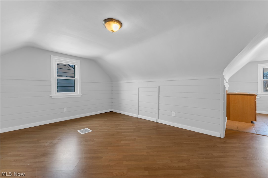 Tuxedo Heights - Residential Lease