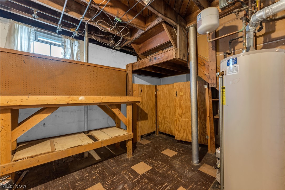 Tuxedo Heights - Residential Lease