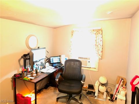 Tiny photo for 518 N 7th Street, Marietta, OH 45750 (MLS # 5179829)