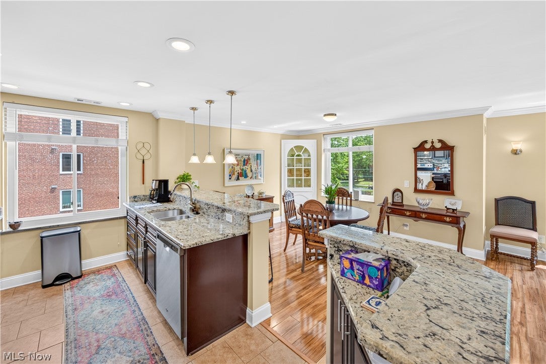 19425 Van Aken Boulevard 302