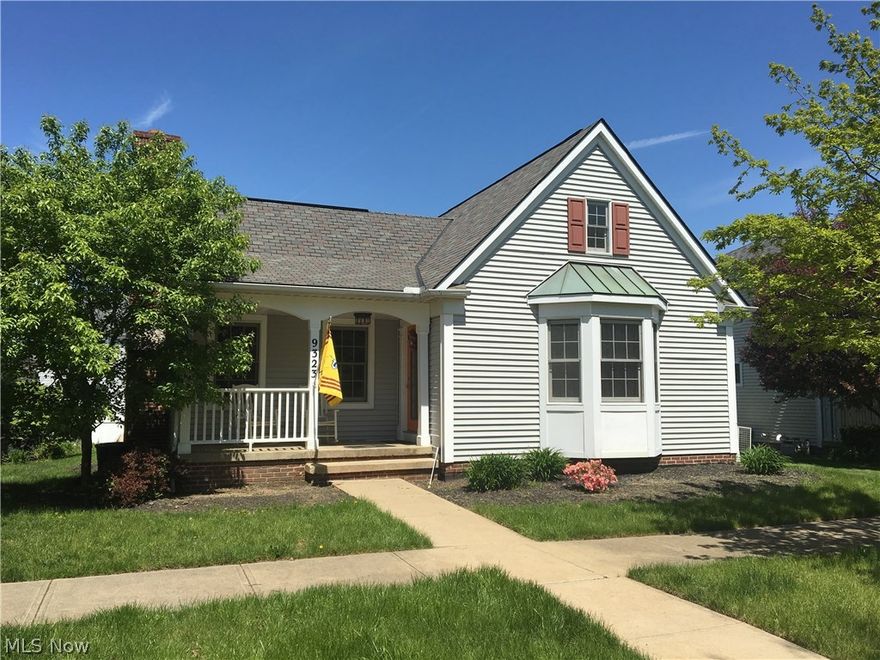 Rare opportunity to live in one of Cleveland's Premier Neighborhoods.  Beautiful ranch style home with an amazing finished lower level.  Former Model home for the Mill Creek subdivision.  Wonderful great room concept with fireplace.  Master bedroom with private master bath.  Sliding doors off dining room lead to private back yard area.   Plenty of cabinet space and counter tops in kitchen.  Spacious carpeted finished lower level which is perfect for entertaining.  Highly sought after community which features a club house and pool.  Conveniently located near shopping and Garfield Metro Park system.  Don't miss out on this tremendous opportunity to live in Mill Creek Subdivision.