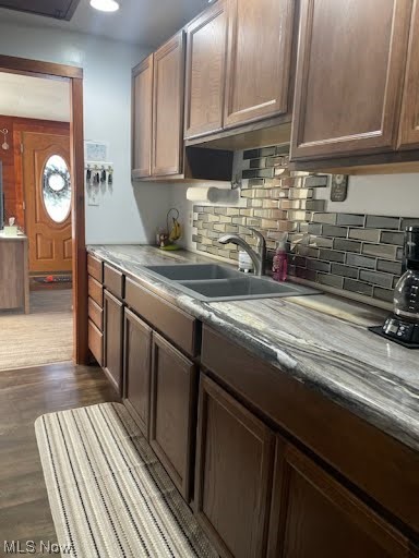 Village/Gloria Glens Park - Residential