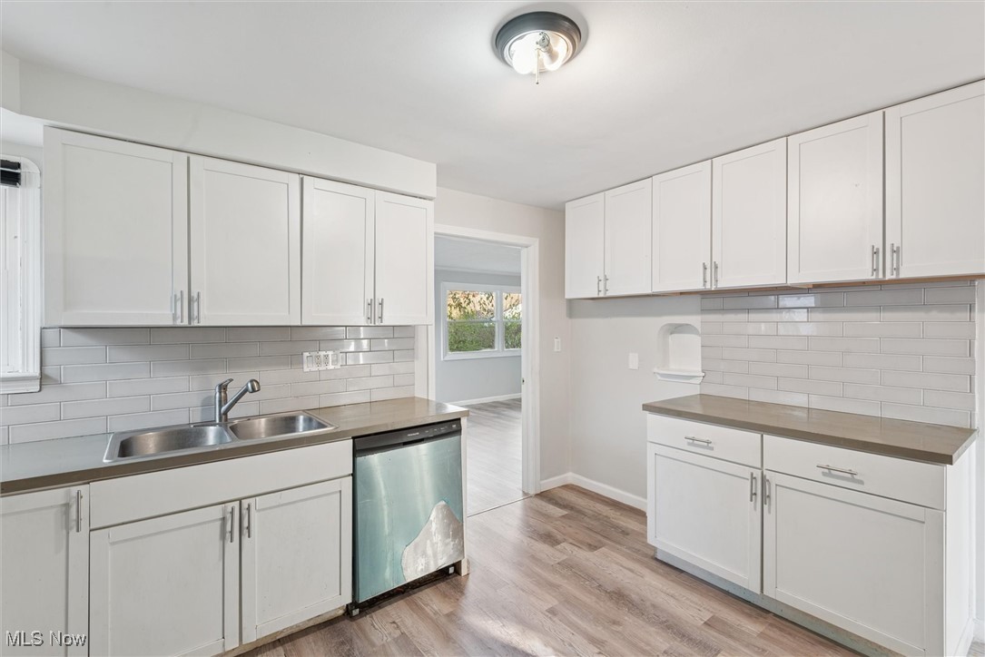 Ricardo Construction Companys - Residential Lease