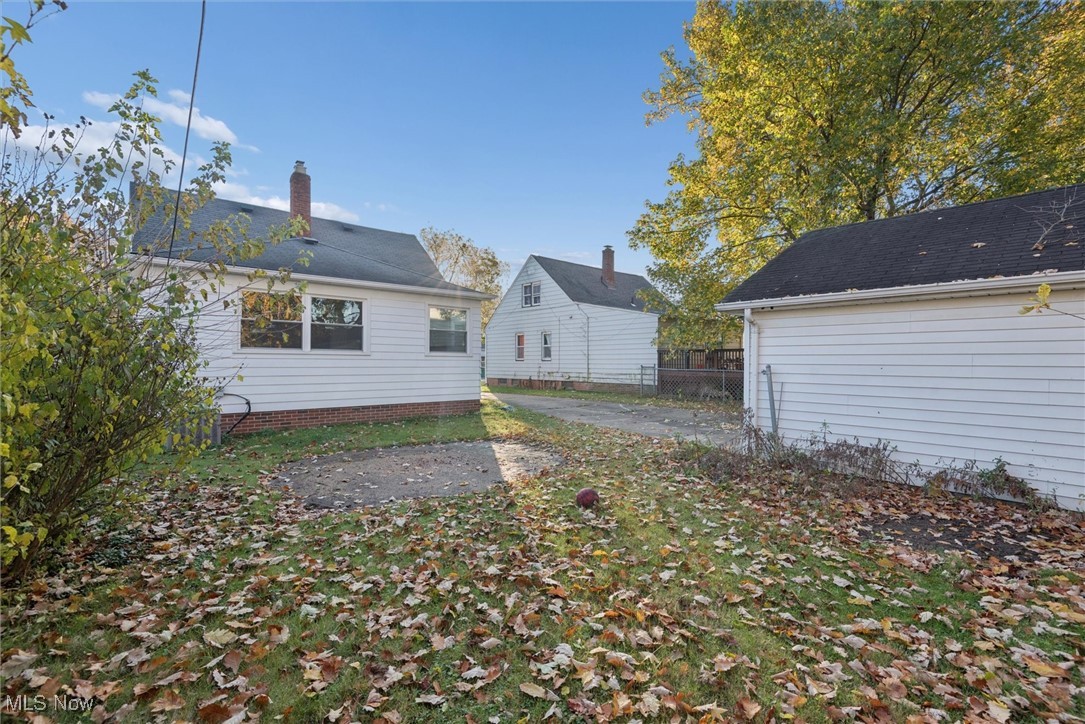 Ricardo Construction Companys - Residential Lease