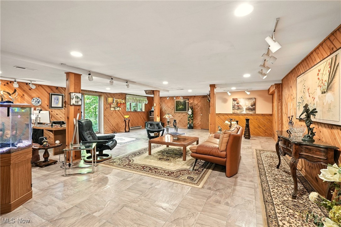 Russell 01 Sec 11 - Residential