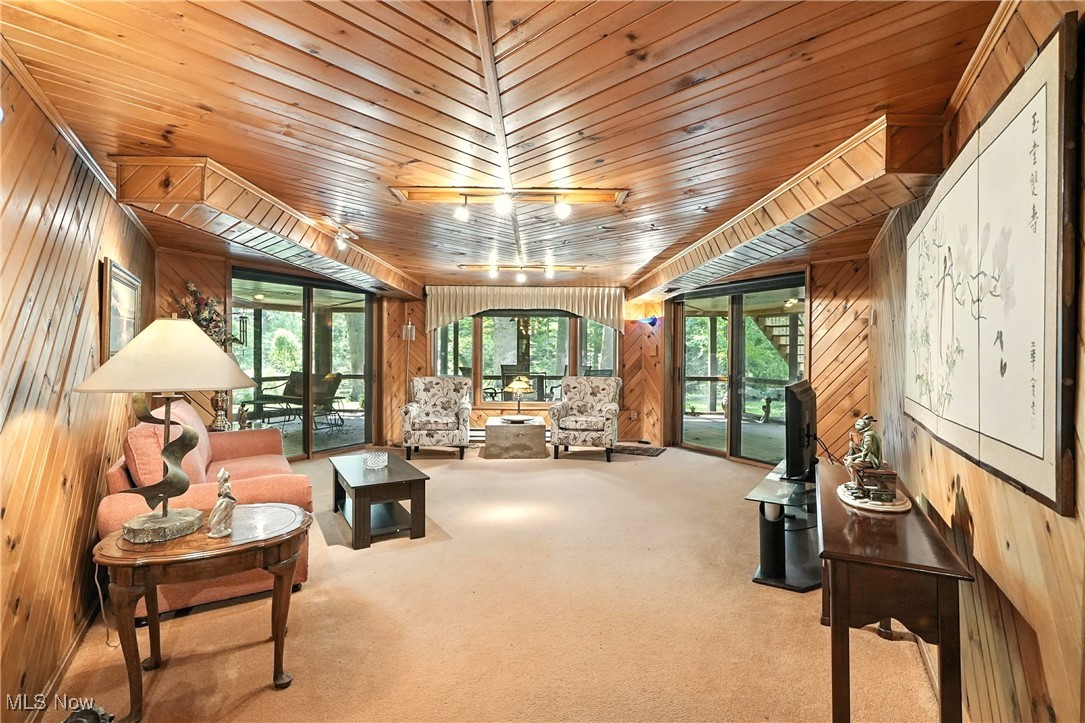 Russell 01 Sec 11 - Residential