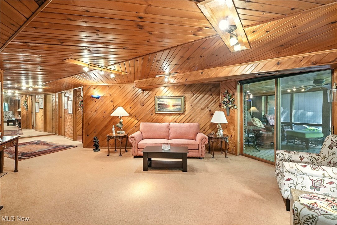 Russell 01 Sec 11 - Residential