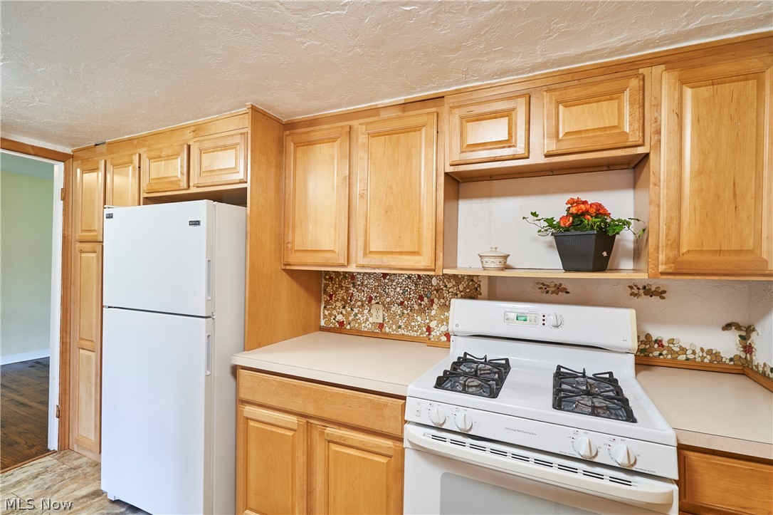 R M Wilkoff & Co Inc Mayfair S - Residential