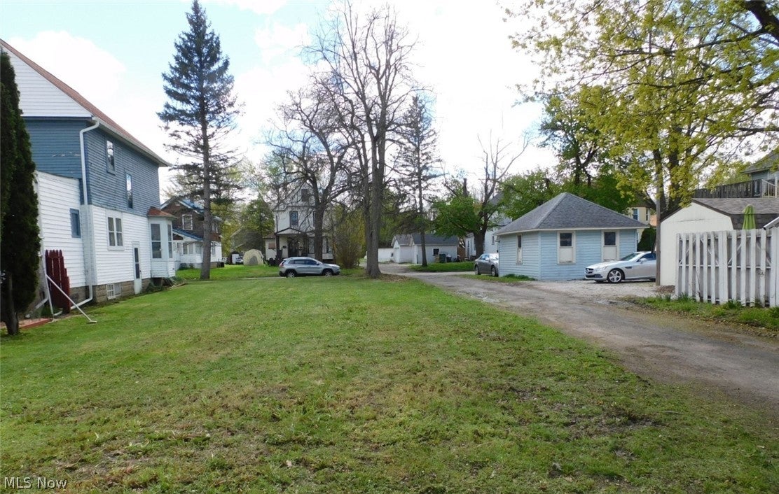 1601 E 47th Street