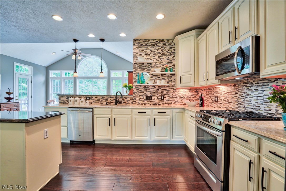 Granger Highlands - Residential