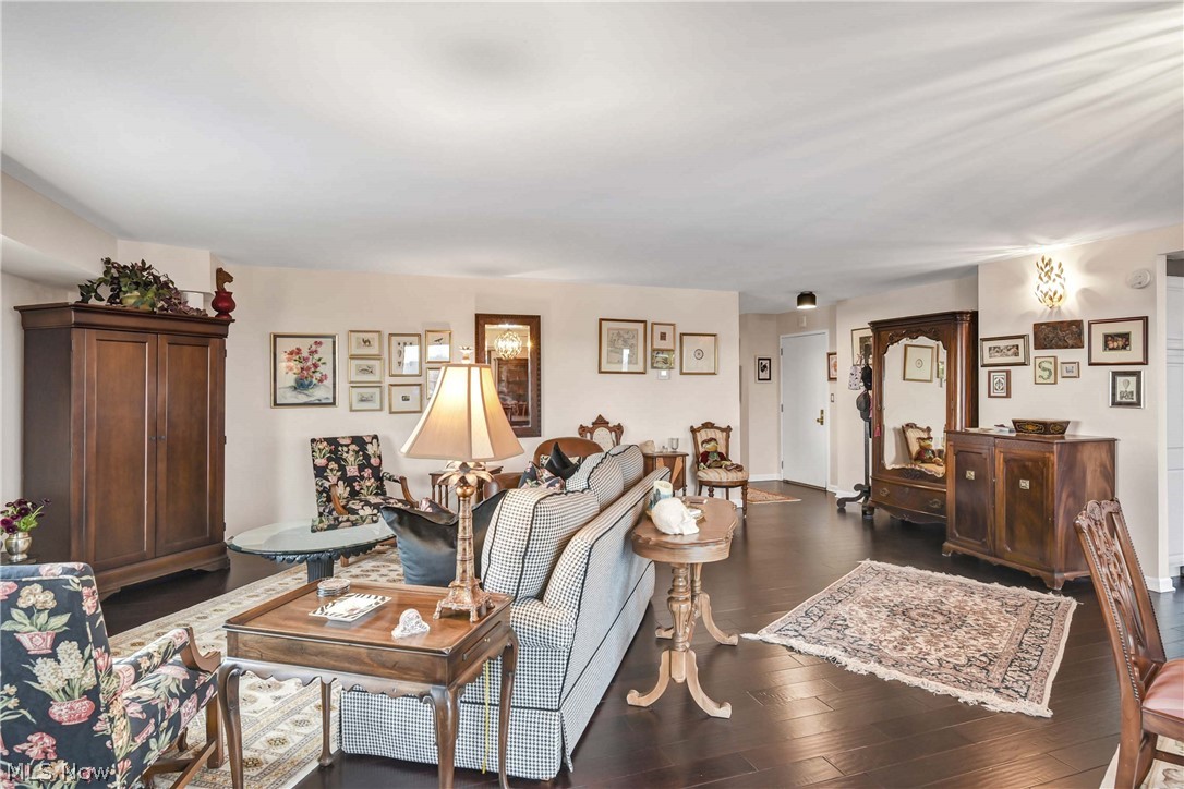 12500 Edgewater Drive 1202