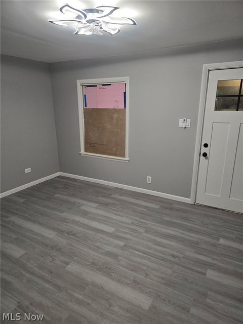 Tiny photo for 159 Piccadilly Street, Campbell, OH 44405 (MLS # 5190646)