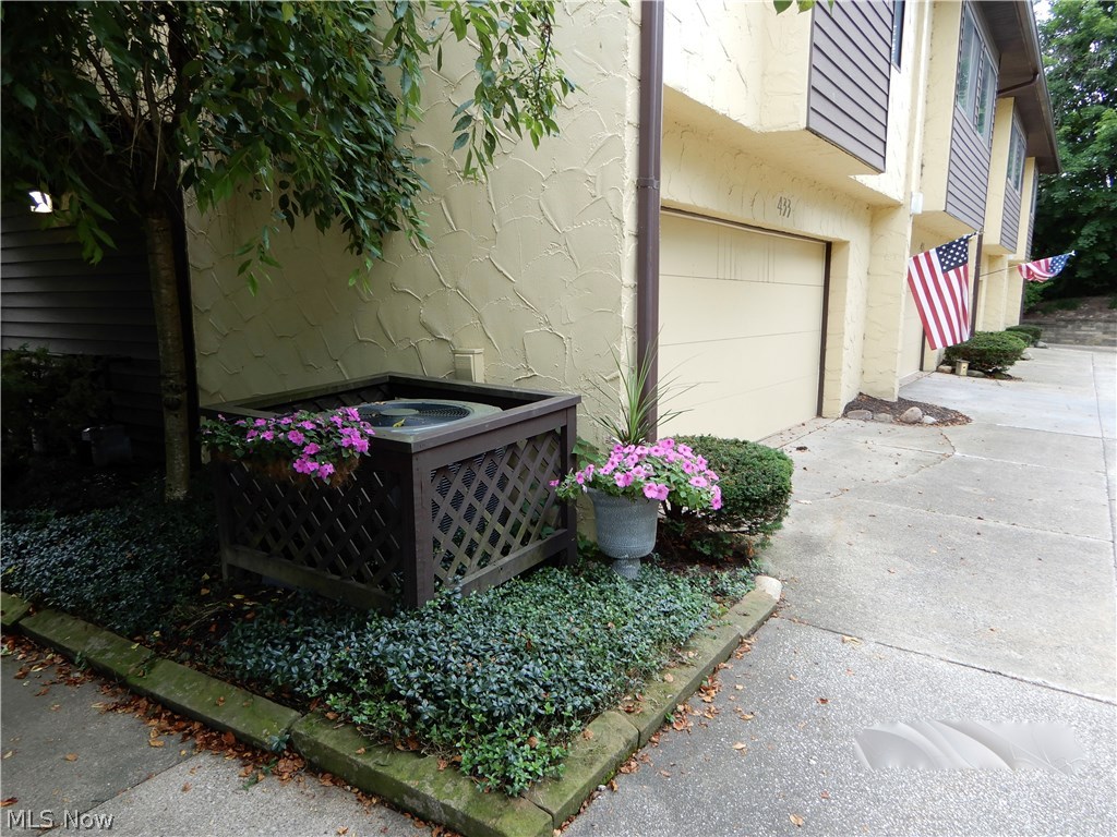 Hampton Woods - Residential