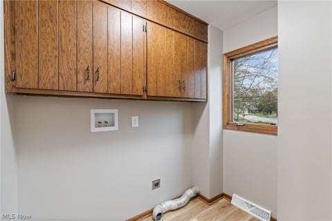 Tiny photo for 9466 Beryl Street NW, Massillon, OH 44646 (MLS # 5221496)