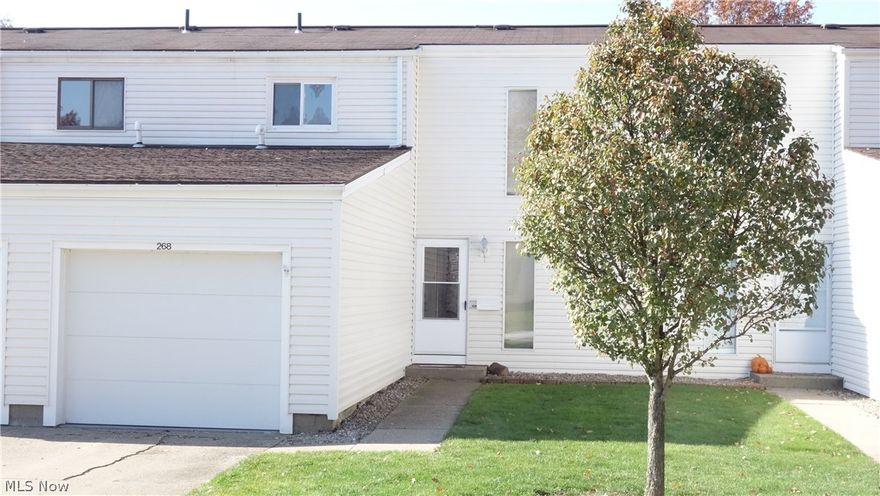 Lovely **GREAT OAKS CONDOMINIUMS** located close to nearby shopping, expressway access and other conveniences.  In-ground pool, clubhouse, public water, sewer & trash all included in $275.00 HOA.  Roomy (21'x12'), attached, 1-car garage with multiple storage cabinets & loft storage, plus conveniently located guest parking. An inviting, contemporary floor plan with 1st floor laundry.  Three roomy bedrooms with generous closets.  Vinyl windows throughout.
Furnace, c/a, & hot water tank less than 10 yrs. old.  An awesome, privacy fenced 22 X 15 courtyard patio, with sliders from the living room.