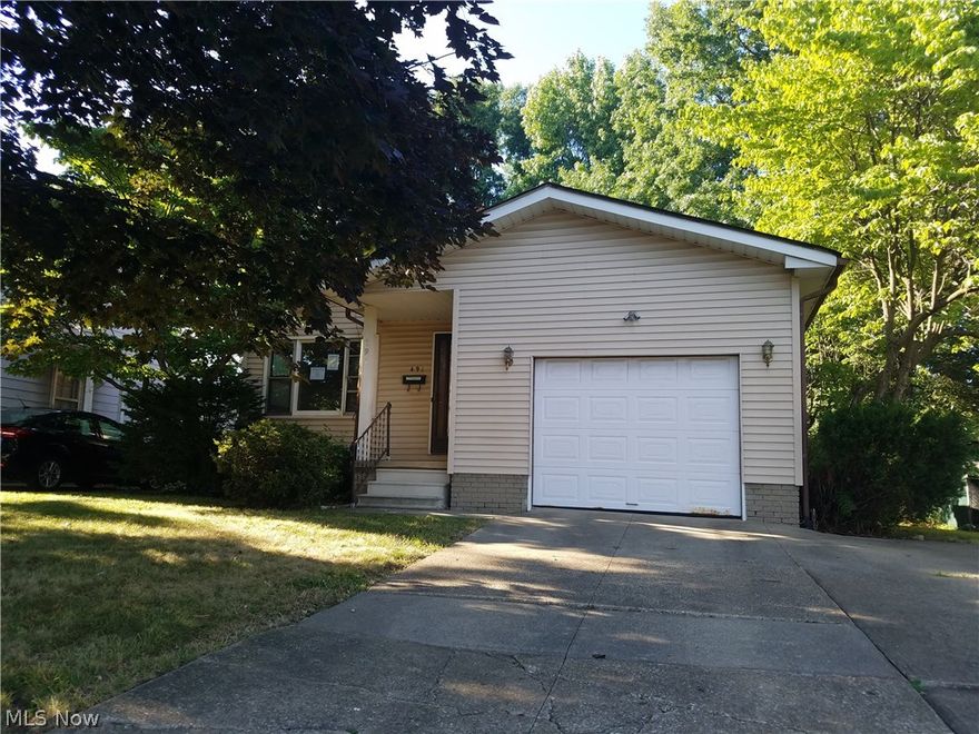 Cozy ranch on wooded lot of mature trees.  Dining area off kitchen w/sliders to the back yard.  Additional living space in finished basement.  Property sold AS IS.  Equal housing opportunity.  FHA insurable w/escrow per HUD appraisal. Insurability subject to buyer's appraisal