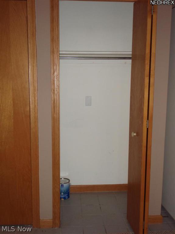 Twin Lakes - Residential Lease