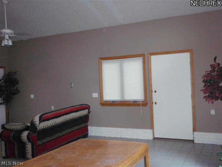 Twin Lakes - Residential Lease