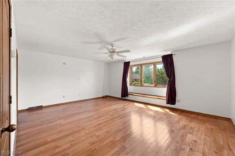 Tiny photo for 9530 Rainbow Lane, North Royalton, OH 44133 (MLS # 5238897)