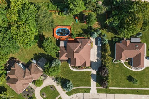 Tiny photo for 9530 Rainbow Lane, North Royalton, OH 44133 (MLS # 5238897)