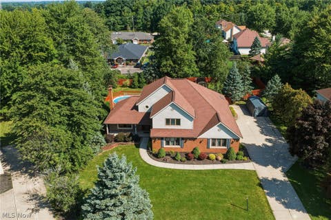 Tiny photo for 9530 Rainbow Lane, North Royalton, OH 44133 (MLS # 5238897)