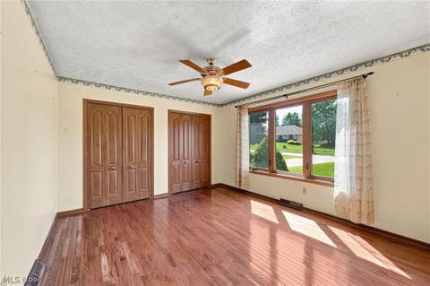 Tiny photo for 9530 Rainbow Lane, North Royalton, OH 44133 (MLS # 5238897)